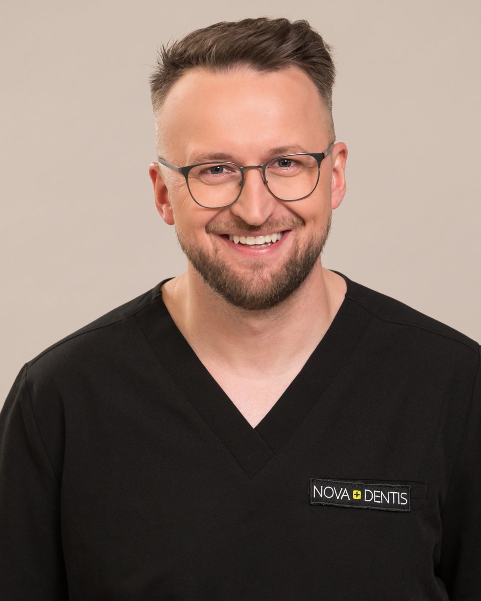 lek. dent. Mateusz Kuboń